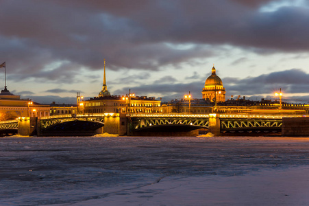 全景视图的圣彼得堡历史中心