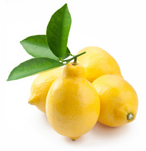 在白色背景上的高质量照片成熟柠檬