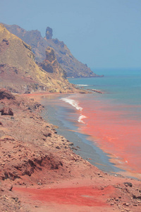 霍尔木兹海峡的红海水