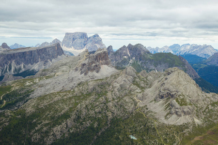 帕苏丰杜 Falzarego, 白云岩, 南 Tirol, 意大利的风景景观