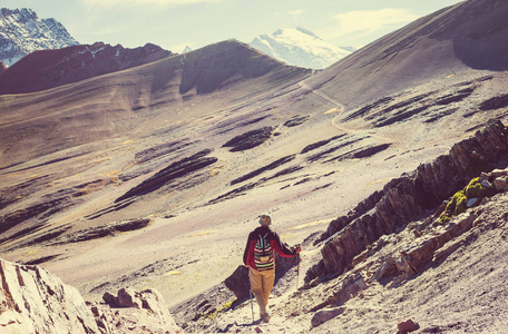 徒步旅行场景中 Vinicunca 库斯科地区 秘鲁