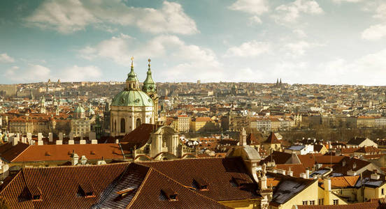在捷克共和国布拉格老城的空中全景
