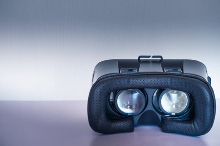 虚拟现实眼镜, 未来技术设备概念