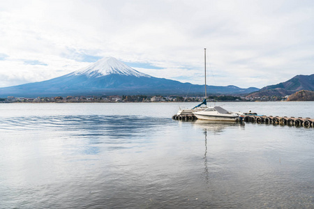 在日本河口湖湖山富士 San