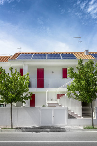 现代住宅与太阳能电池