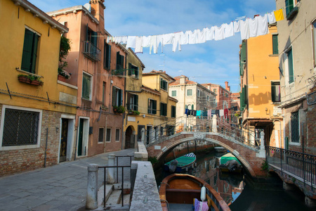 风景运河与吊舱，威尼斯，意大利