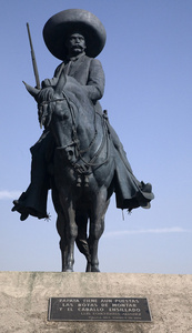 萨帕塔雕像托卢卡墨西哥