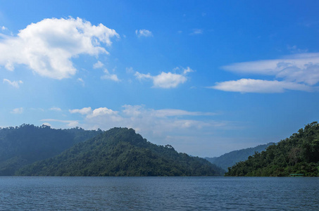 泰国湖景