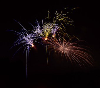 烟火 烟火 firework的名词复数  烟花 烟火表演 烟花表演