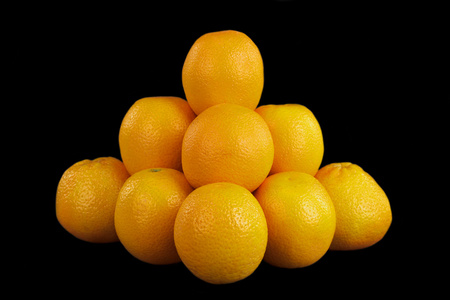 橙 orange的名词复数  柑 橘黄色 橙色