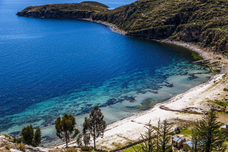 碧水, 的的喀喀湖湖沿岸和印加白沙海滩