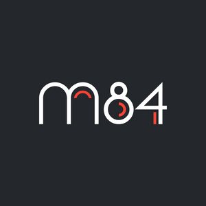 数字和字母徽标 M84