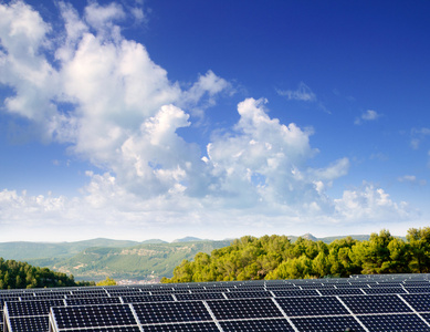 山谷村绿色能源太阳能板