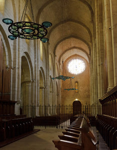 西班牙波布尔特修道院教堂内部