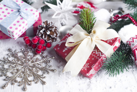 圣诞树, 装饰, 礼品盒和手套