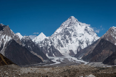 K2 山顶, 世界第二高山, K2 跋涉