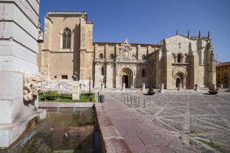 西班牙里昂圣 Isidoro 大教堂