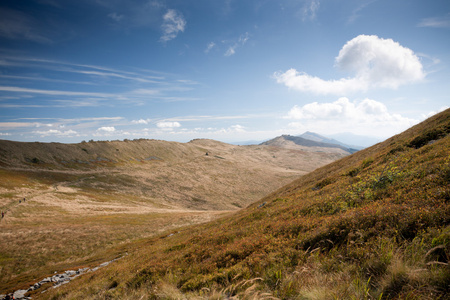 bieszczady 山在东南波兰