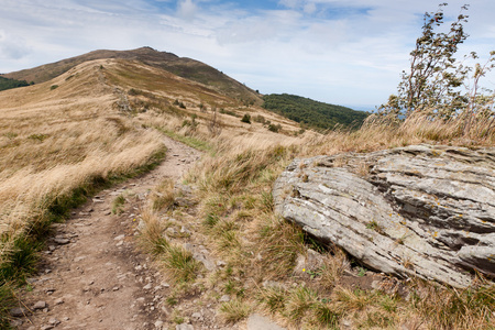 bieszczady 山在东南波兰