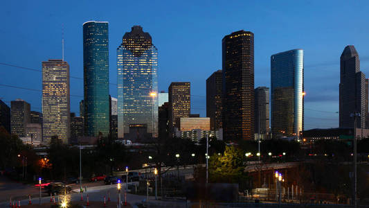 休斯顿, 得克萨斯州市中心在晚上的看法
