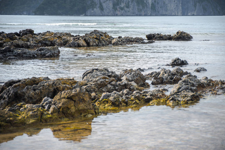 海洋中的水流出