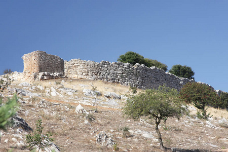 Peloponnese。Kallogriya 或 Dimeysky 墙锁遗址
