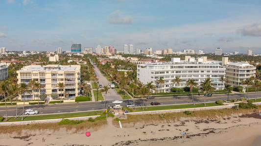 美丽的空中景色的棕榈海滩海岸线, 佛罗里达州