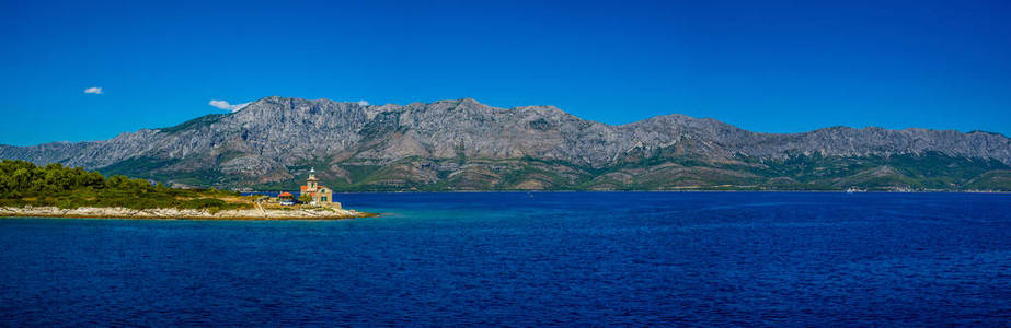 克罗地亚, 克罗地亚海岸, 海和山的美丽的风景。全景