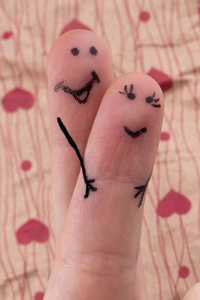 绘幸福的手指笑脸在爱情人节