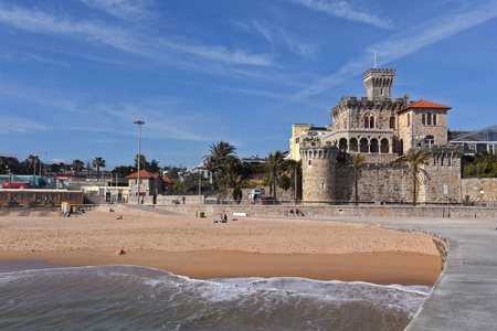 海滩和城堡的埃斯托利尔，葡萄牙