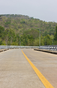 山中的道路