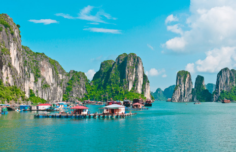 在下龙湾湾浮村