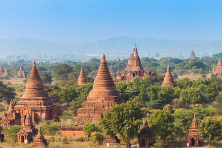 缅甸.从顶部到壮观的考古区古寺庙景观
