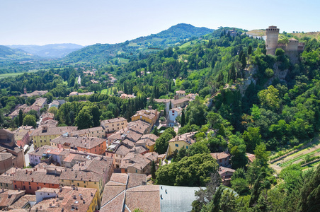 brisighella 的全景视图。艾米利亚罗马涅。意大利