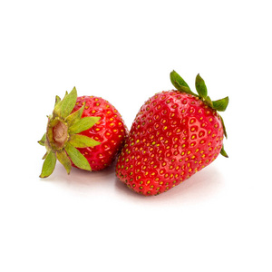 红色草莓图片在白色背景下被隔绝