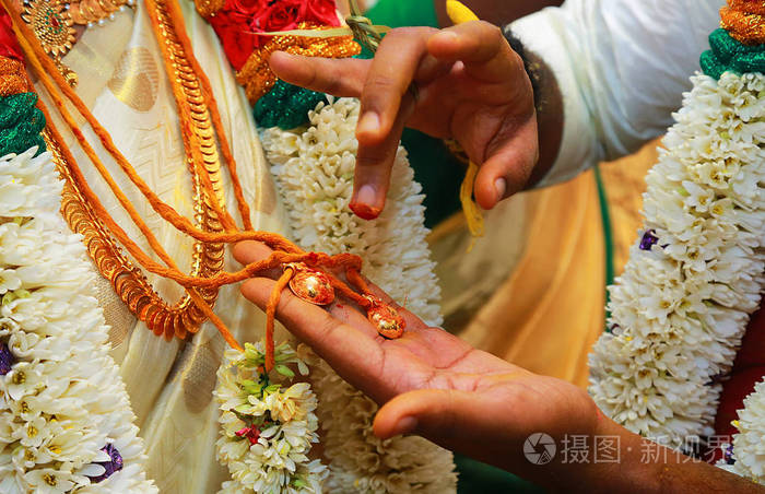 令人惊异的印度教婚礼仪式.印度传统婚礼的细节