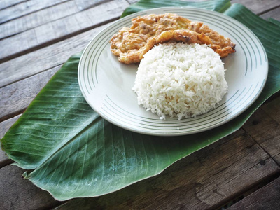 香蕉叶炒饭