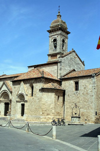 意大利托斯卡纳的圣 Quirico 瓦道尔 Collegiata