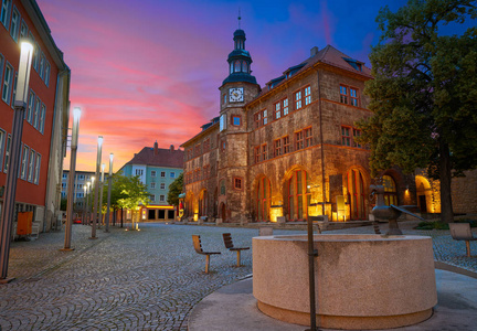 莫斯丹塔 Nordhausen 市政厅日落市政厅与罗兰图在图林根州德国