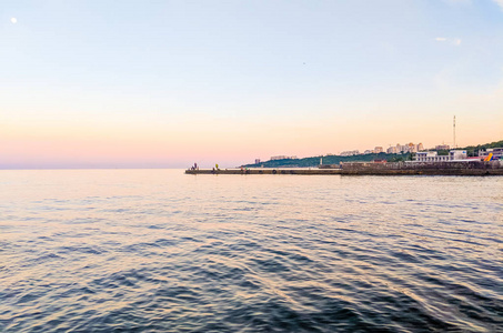 乌克兰 Odesa 日落期间的海景