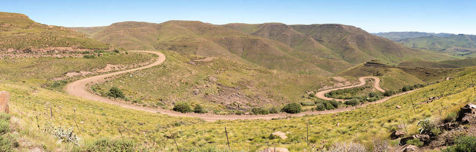 南非东部 Naudes Nek 山口的发夹弯图