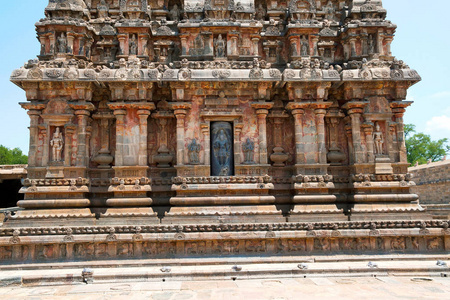 在西墙上的利基, Airavatesvara 寺, Darasuram, 印度泰米尔纳德邦。从西边看