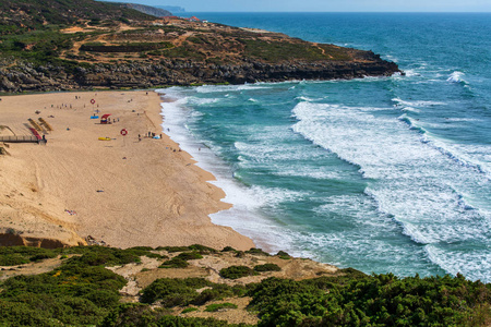 Lisandro 海滩在 Ericeira Ericeira 村外的右边