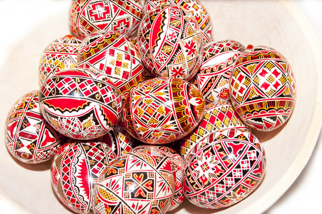 传统的复活节彩蛋