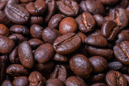 烤香咖啡豆的宏观摄影