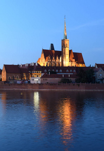 波兰弗罗茨瓦夫圣十字教堂和圣。