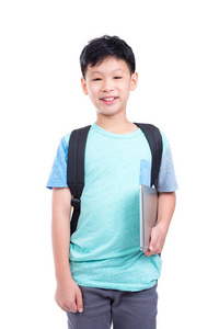 年轻的亚洲男孩拿着笔记本电脑和微笑的白色背景