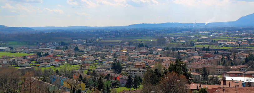 意大利北部 Gemona 城市全景