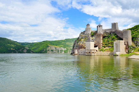 老中世纪设防 Golubac, 塞尔维亚