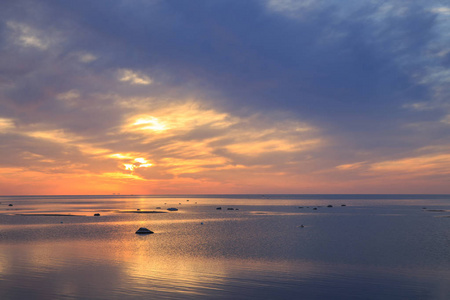 波罗的海早早晨日出在海